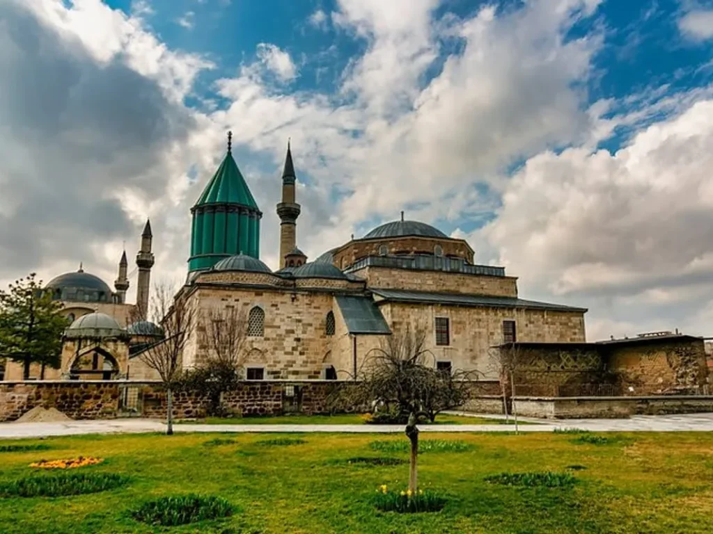 c3126b36-e154-4c2e-b02e-a2a529e8e48f_old-city-of-konya-walking-tour-large